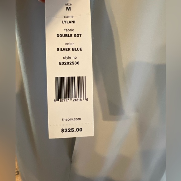 NWT Theory 💯 Silk tank - Picture 5 of 5